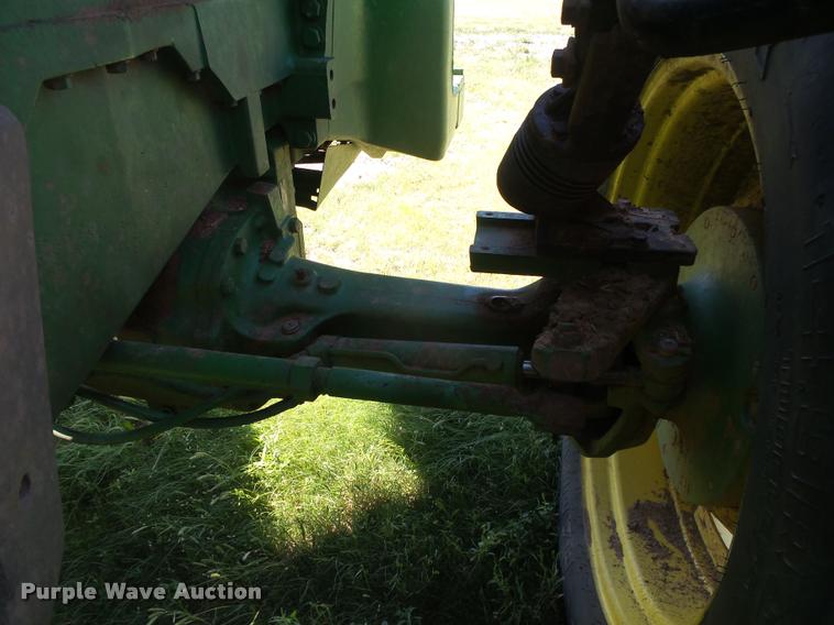 image for item DB2626 1999 John Deere 8300 MFWD tractor