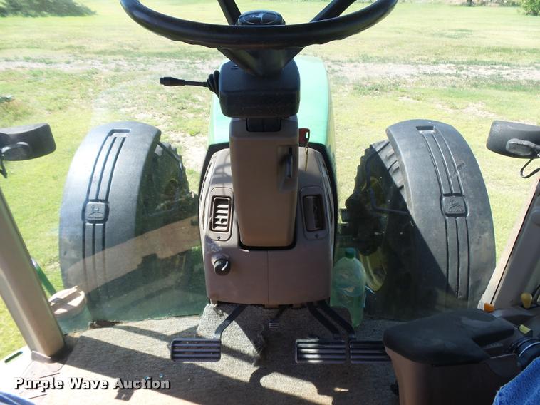 image for item DB2626 1999 John Deere 8300 MFWD tractor