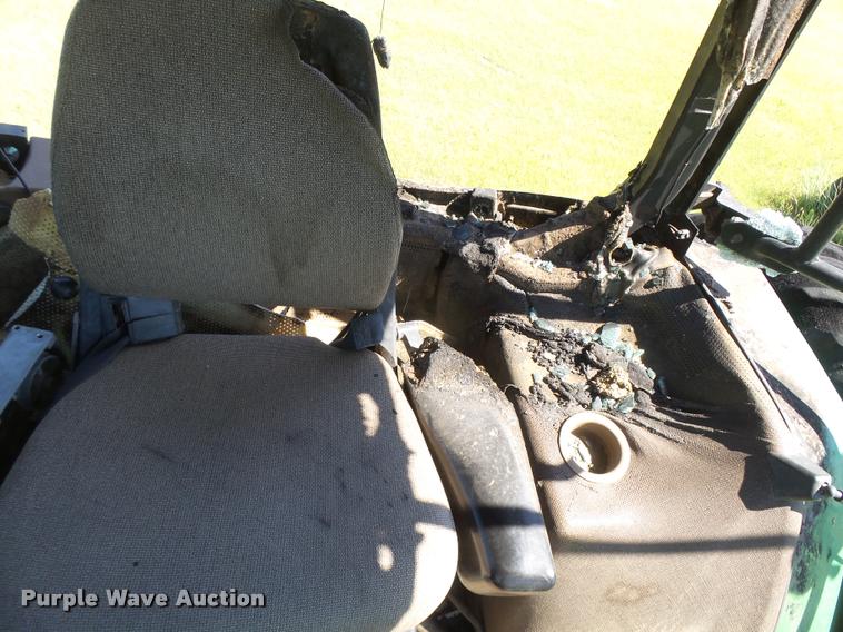 image for item DB2626 1999 John Deere 8300 MFWD tractor