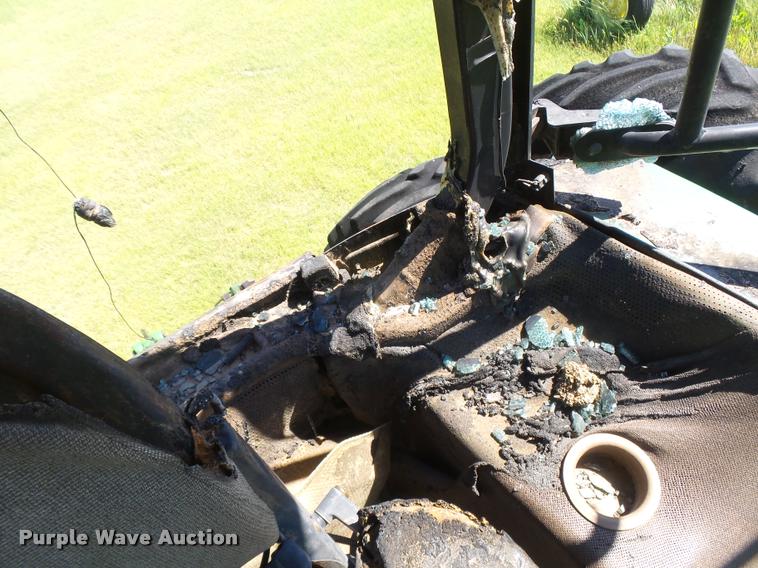 image for item DB2626 1999 John Deere 8300 MFWD tractor