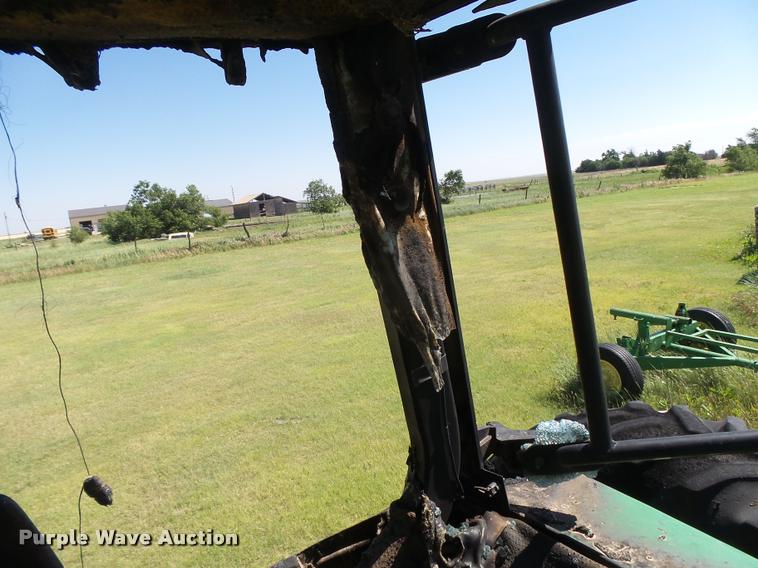 image for item DB2626 1999 John Deere 8300 MFWD tractor