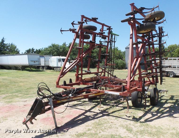 image for item DB2629 1989 Kent 6330 Series V field cultivator
