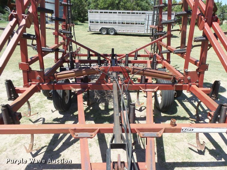 image for item DB2629 1989 Kent 6330 Series V field cultivator