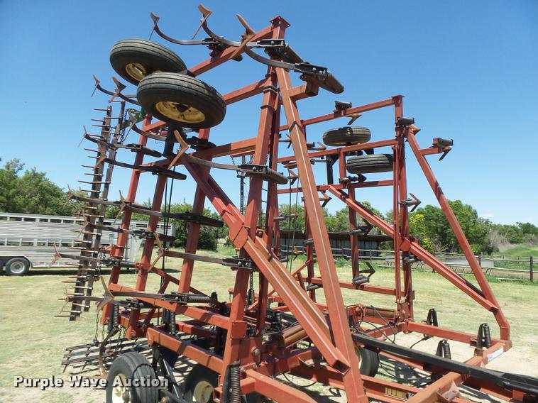 image for item DB2629 1989 Kent 6330 Series V field cultivator