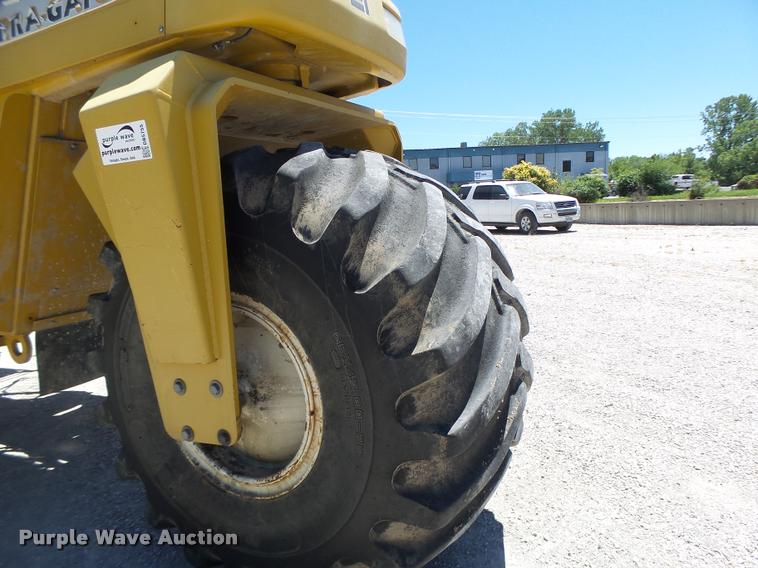 image for item DB5755 2002 Ag-Chem TerraGator 8103 self-propelled applicator