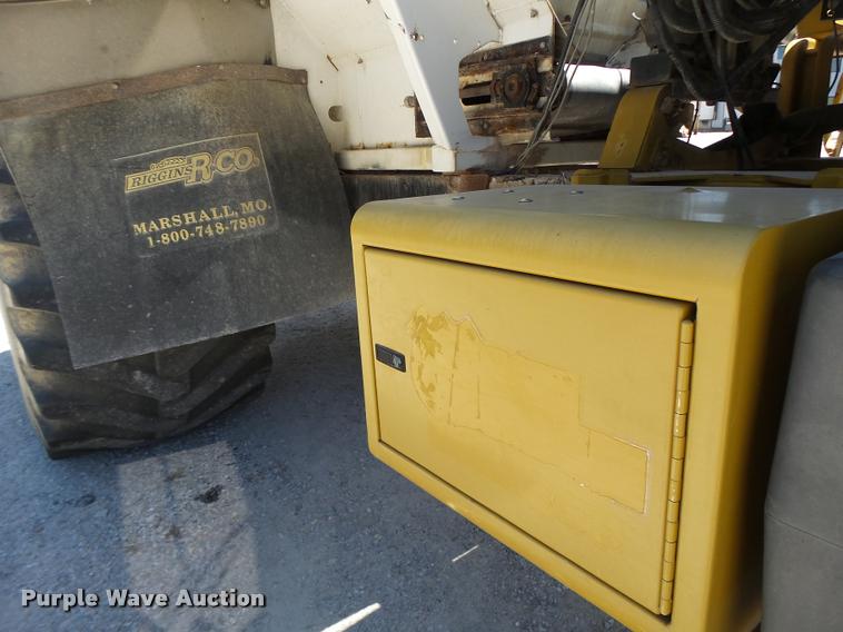 image for item DB5755 2002 Ag-Chem TerraGator 8103 self-propelled applicator