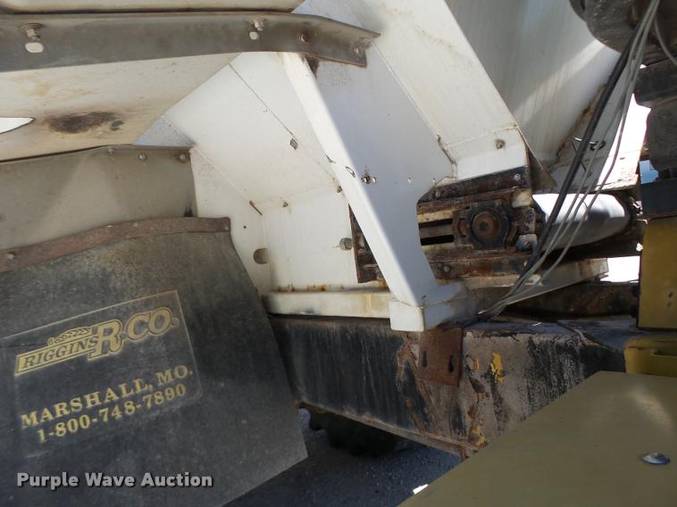 image for item DB5755 2002 Ag-Chem TerraGator 8103 self-propelled applicator