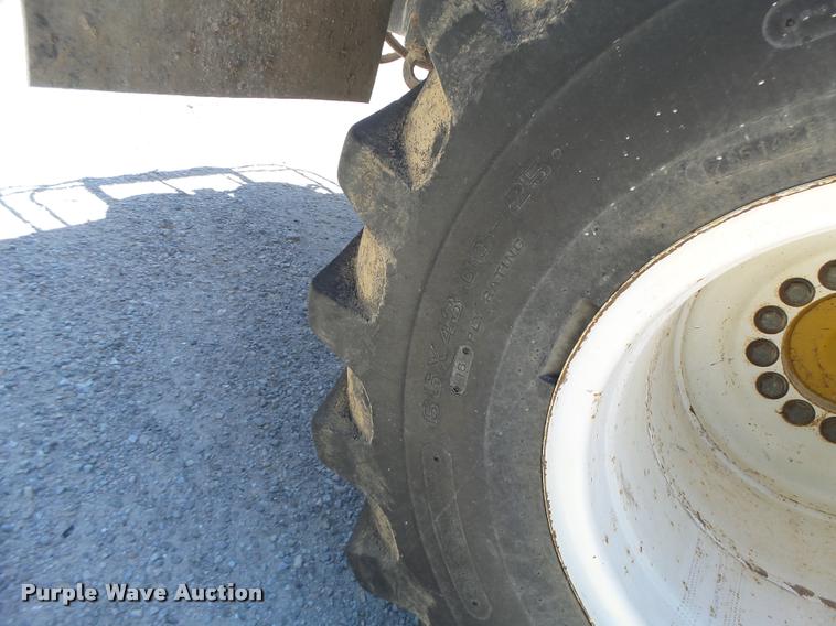 image for item DB5755 2002 Ag-Chem TerraGator 8103 self-propelled applicator