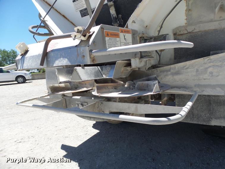 image for item DB5755 2002 Ag-Chem TerraGator 8103 self-propelled applicator