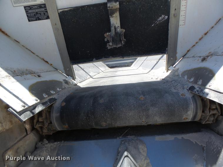 image for item DB5755 2002 Ag-Chem TerraGator 8103 self-propelled applicator