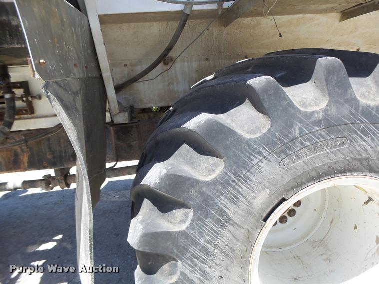 image for item DB5755 2002 Ag-Chem TerraGator 8103 self-propelled applicator