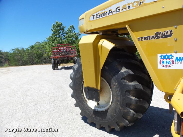 image for item DB5755 2002 Ag-Chem TerraGator 8103 self-propelled applicator