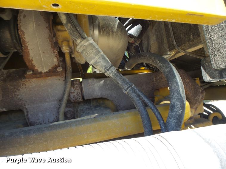 image for item DB5755 2002 Ag-Chem TerraGator 8103 self-propelled applicator