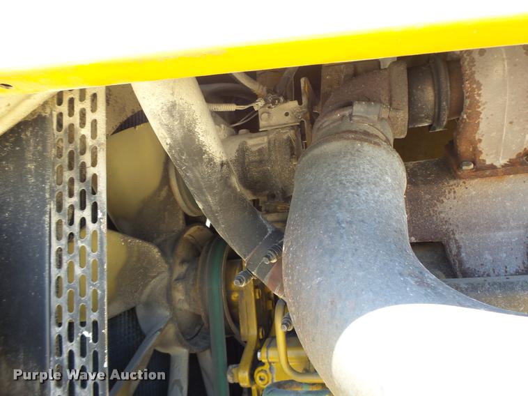 image for item DB5755 2002 Ag-Chem TerraGator 8103 self-propelled applicator