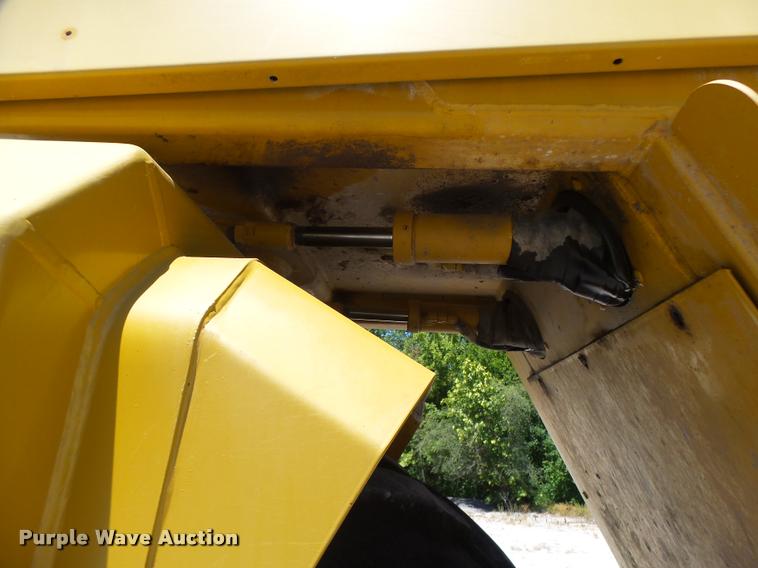 image for item DB5755 2002 Ag-Chem TerraGator 8103 self-propelled applicator