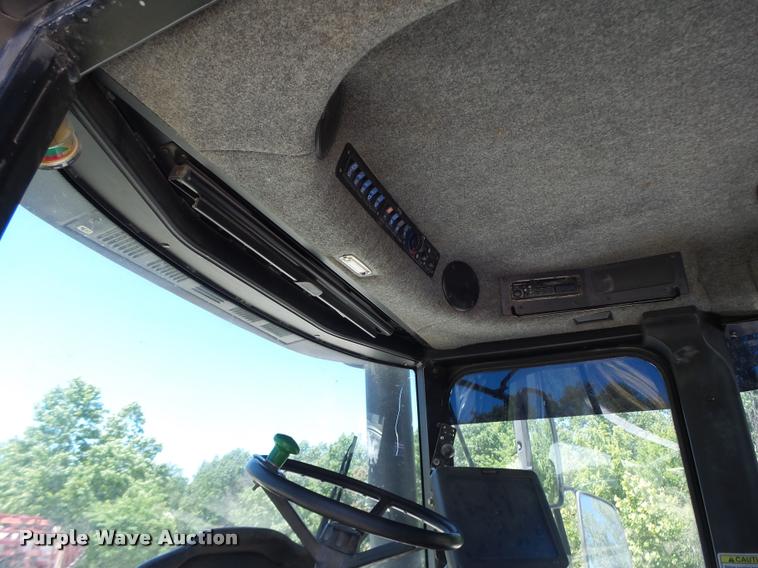 image for item DB5755 2002 Ag-Chem TerraGator 8103 self-propelled applicator