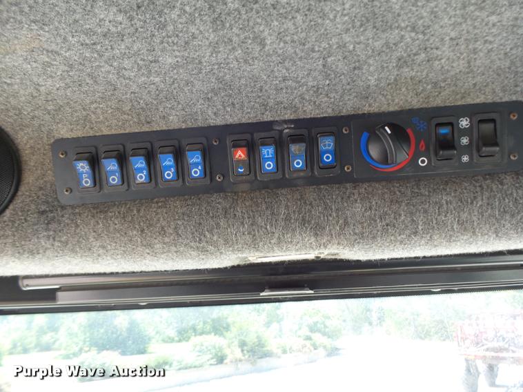 image for item DB5755 2002 Ag-Chem TerraGator 8103 self-propelled applicator