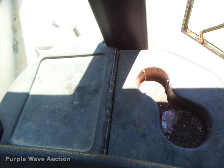 image for item DB5755 2002 Ag-Chem TerraGator 8103 self-propelled applicator