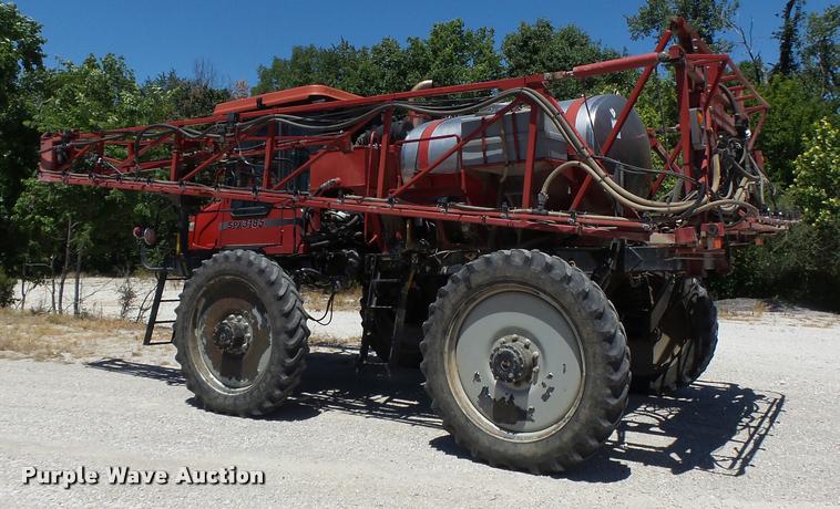 image for item DB5756 2005 Case IH SPX3185 self-propelled sprayer