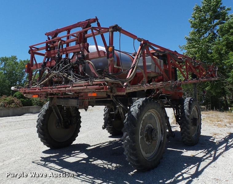 image for item DB5756 2005 Case IH SPX3185 self-propelled sprayer
