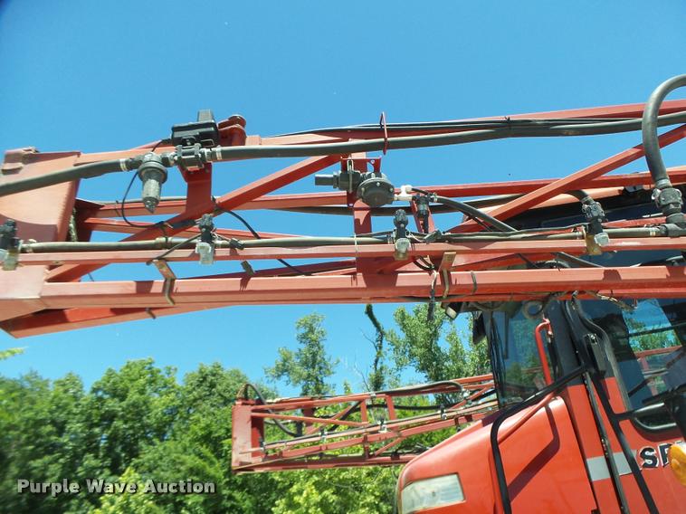 image for item DB5756 2005 Case IH SPX3185 self-propelled sprayer