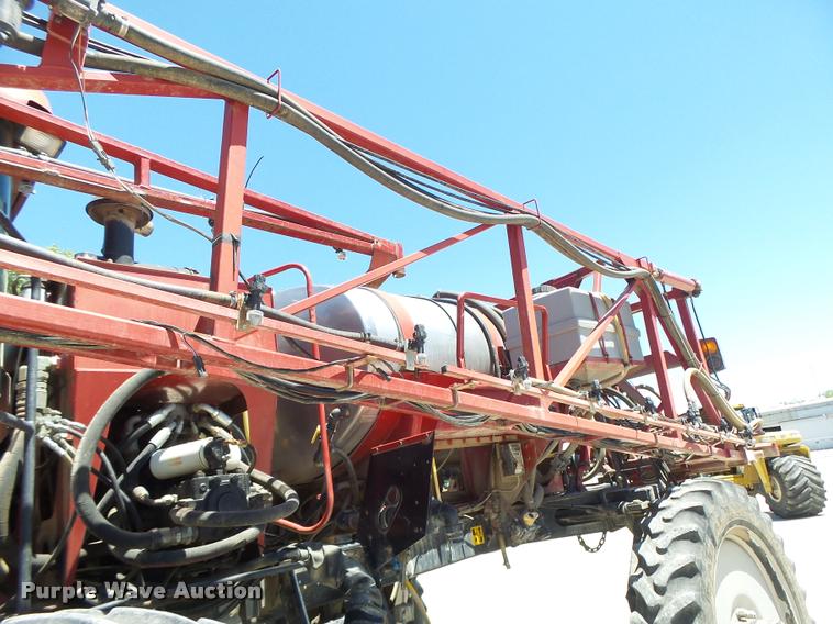 image for item DB5756 2005 Case IH SPX3185 self-propelled sprayer