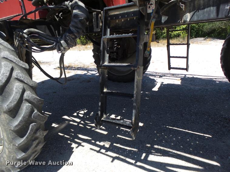 image for item DB5756 2005 Case IH SPX3185 self-propelled sprayer