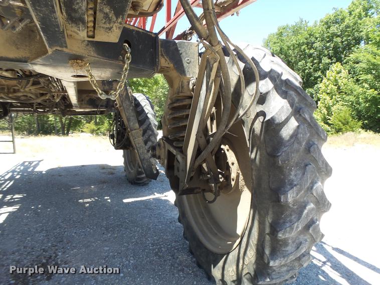 image for item DB5756 2005 Case IH SPX3185 self-propelled sprayer