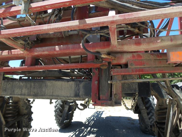 image for item DB5756 2005 Case IH SPX3185 self-propelled sprayer