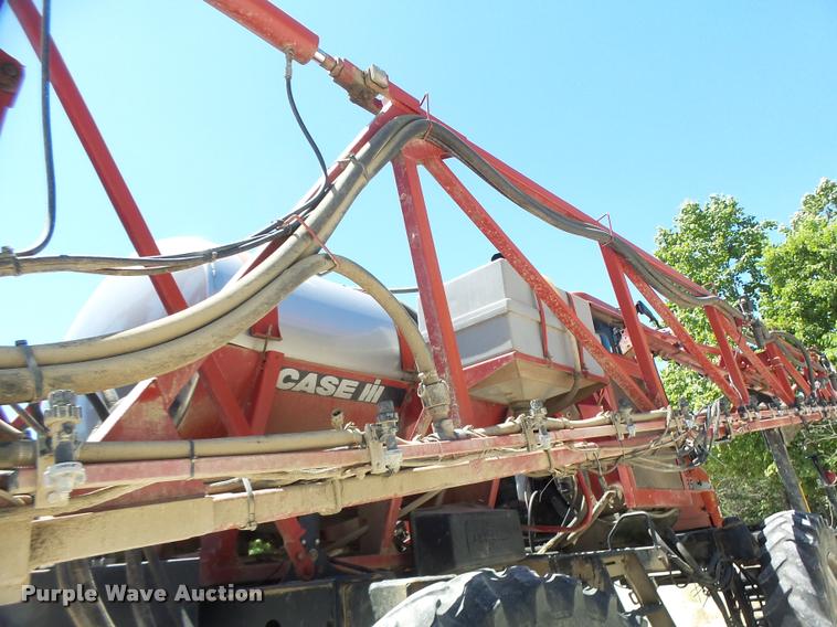 image for item DB5756 2005 Case IH SPX3185 self-propelled sprayer