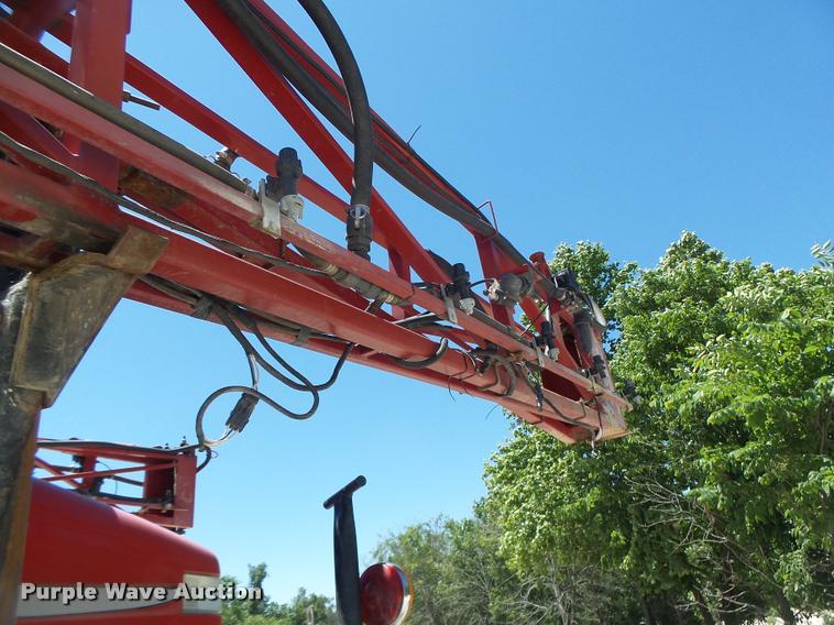 image for item DB5756 2005 Case IH SPX3185 self-propelled sprayer