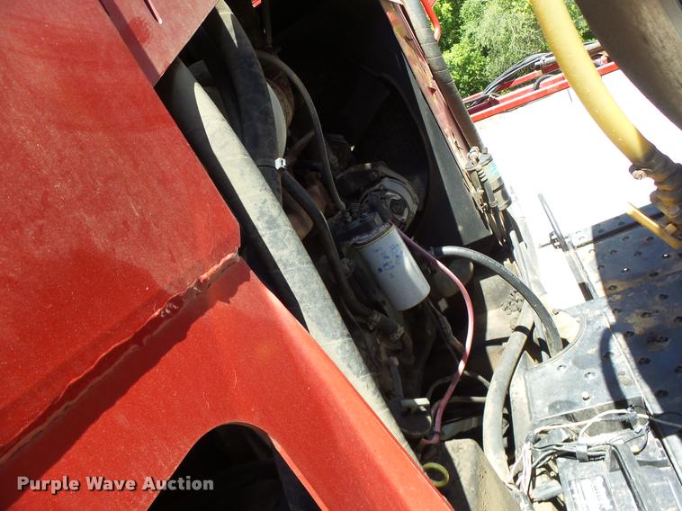 image for item DB5756 2005 Case IH SPX3185 self-propelled sprayer