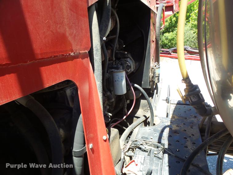 image for item DB5756 2005 Case IH SPX3185 self-propelled sprayer