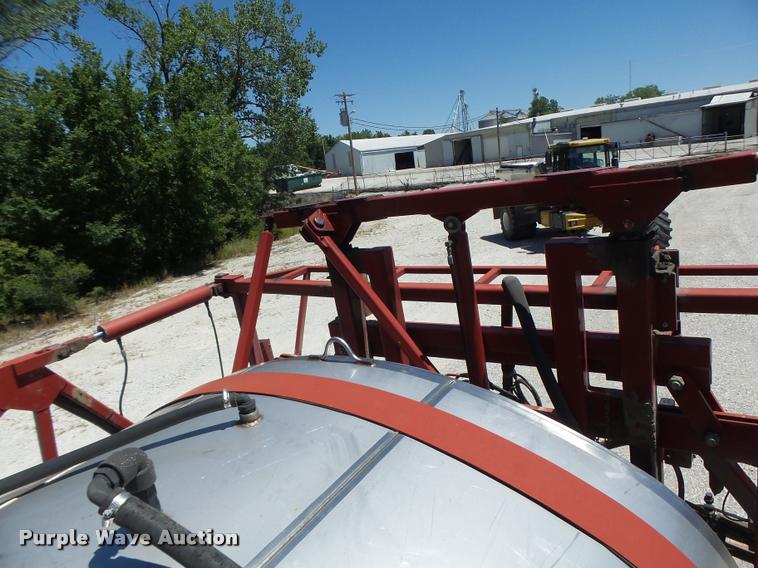 image for item DB5756 2005 Case IH SPX3185 self-propelled sprayer