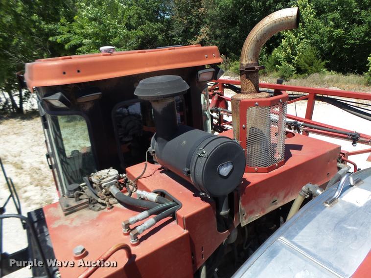 image for item DB5756 2005 Case IH SPX3185 self-propelled sprayer