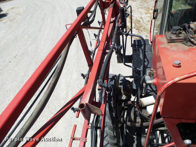 image for item DB5756 2005 Case IH SPX3185 self-propelled sprayer