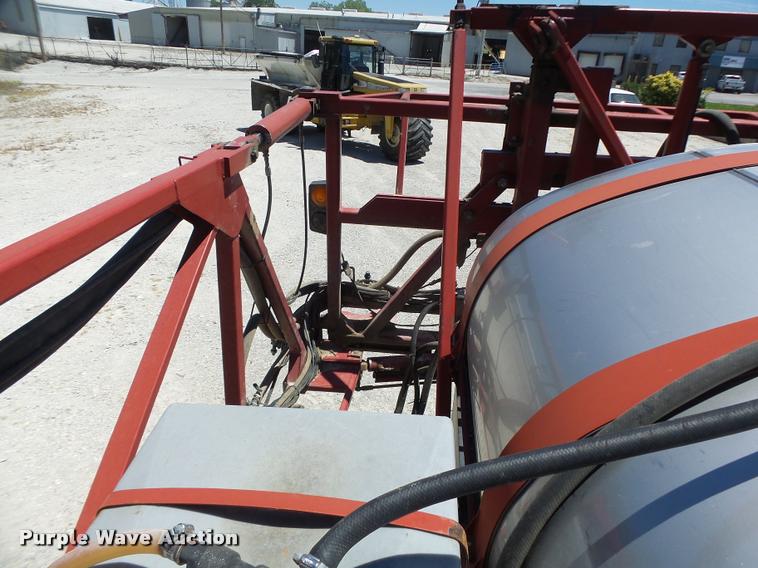 image for item DB5756 2005 Case IH SPX3185 self-propelled sprayer