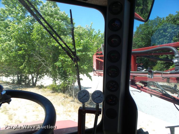 image for item DB5756 2005 Case IH SPX3185 self-propelled sprayer