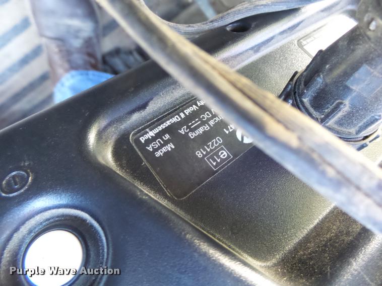 image for item DB5756 2005 Case IH SPX3185 self-propelled sprayer