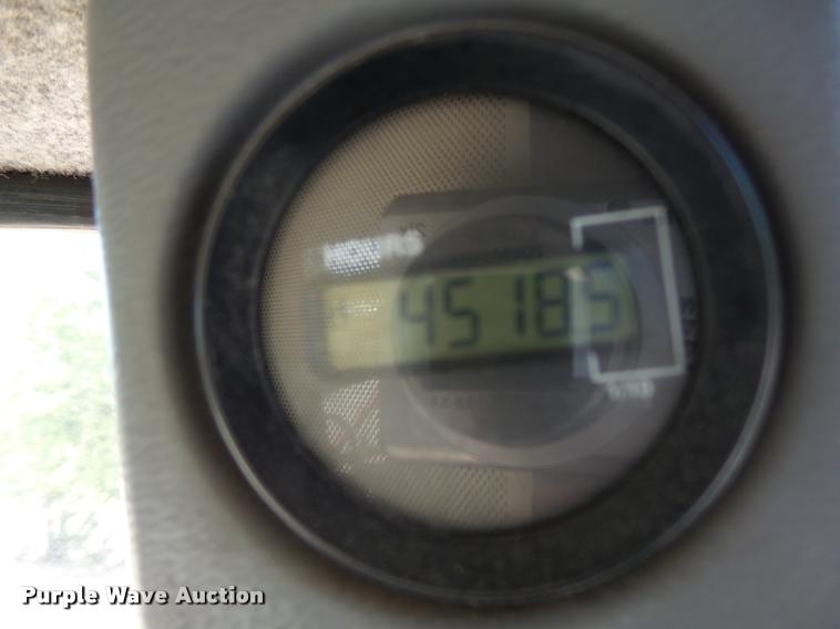 image for item DB5756 2005 Case IH SPX3185 self-propelled sprayer