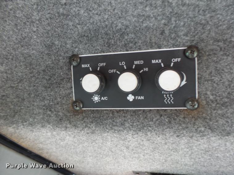 image for item DB5756 2005 Case IH SPX3185 self-propelled sprayer