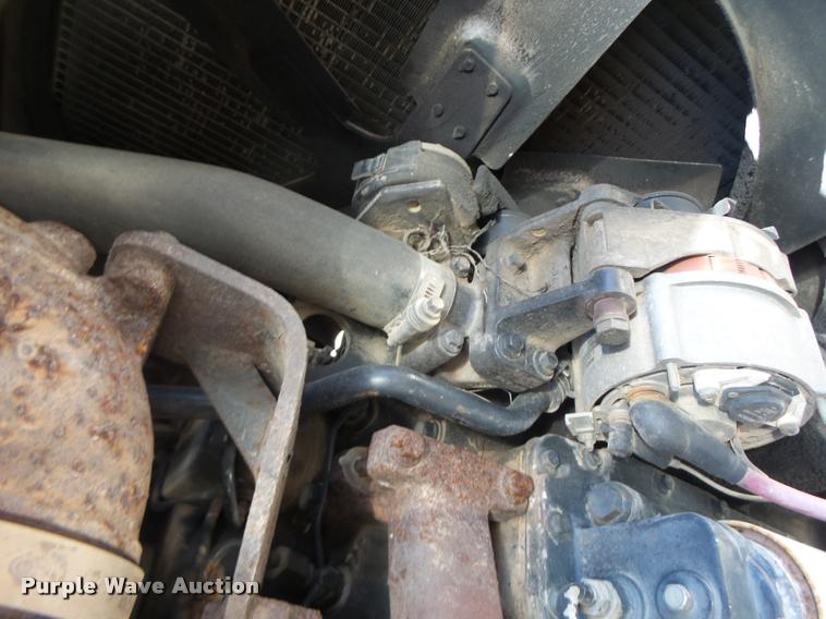 image for item DB5756 2005 Case IH SPX3185 self-propelled sprayer