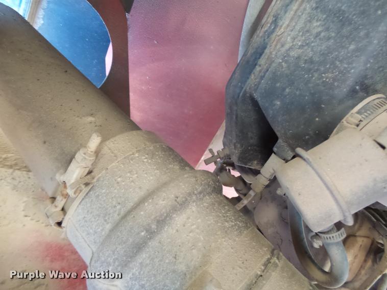 image for item DB5756 2005 Case IH SPX3185 self-propelled sprayer