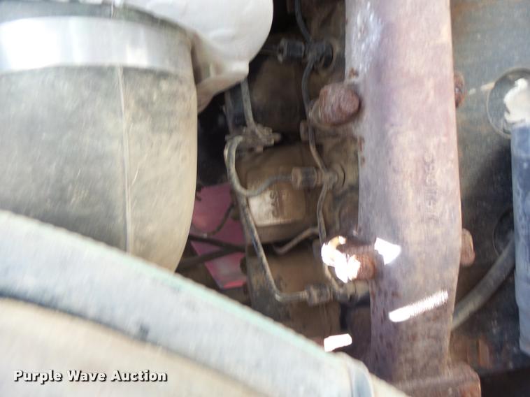 image for item DB5756 2005 Case IH SPX3185 self-propelled sprayer