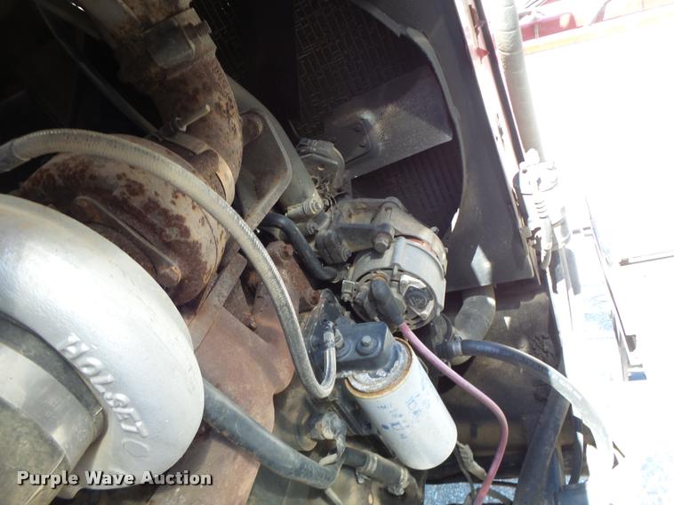 image for item DB5756 2005 Case IH SPX3185 self-propelled sprayer