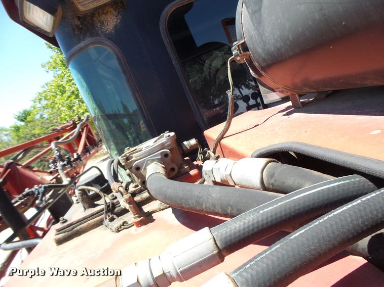 image for item DB5756 2005 Case IH SPX3185 self-propelled sprayer