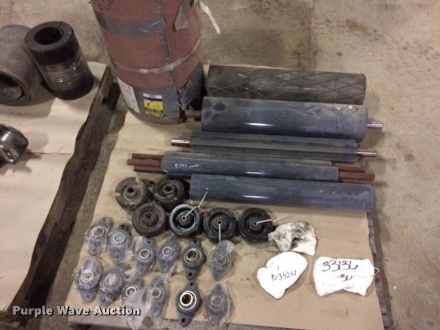 image for item DB5758 2007 Hutchinson drive over conveyor