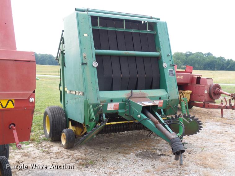image for item DJ9603 1989 John Deere 535 round baler