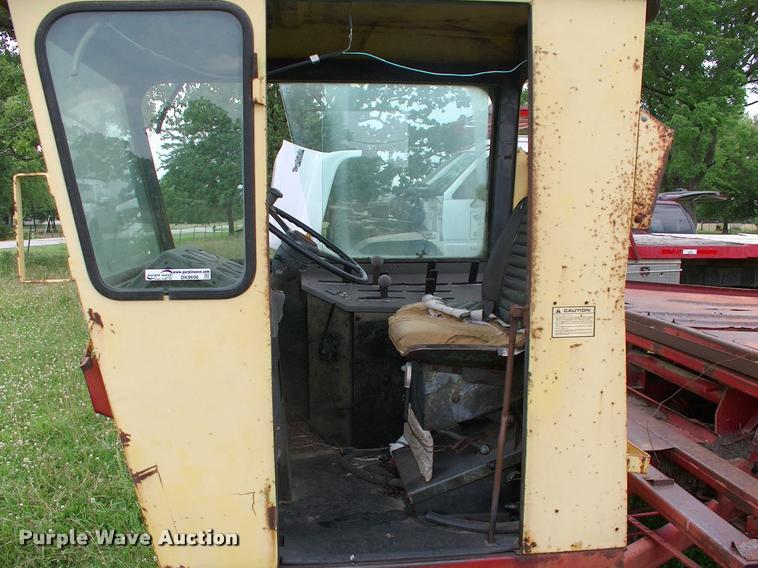 image for item DK9696 New Holland Stack Cruiser 1069 bale wagon