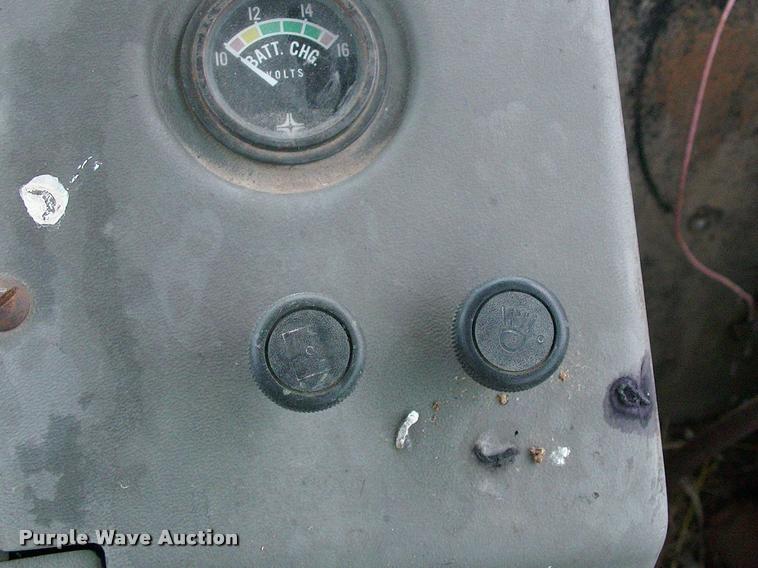 image for item DK9696 New Holland Stack Cruiser 1069 bale wagon